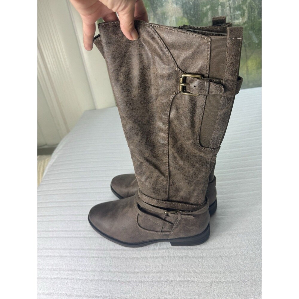 Baretraps Alysha Women’s Brown Tall Riding Boots Buckle Size 8.5M